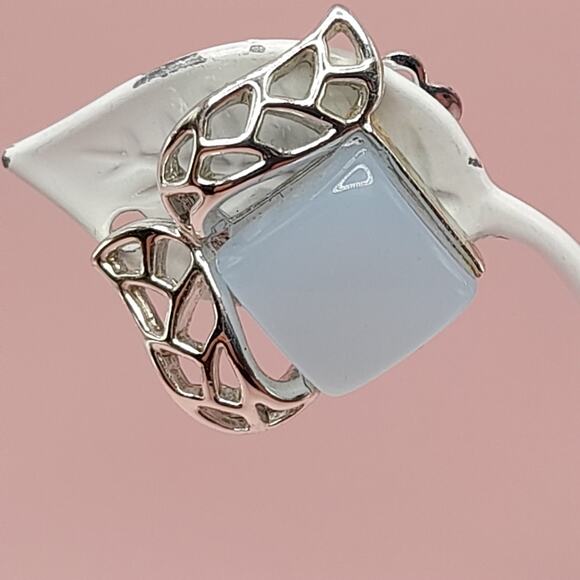 Vintage Light Blue Moonglow Clip Earrings, Silver Tone, 1 1/4 Inches, 1950s - Picture 2 of 7